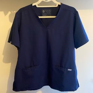 Figs Women’s Navy Casma - Three Pocket Scrub Top - XL